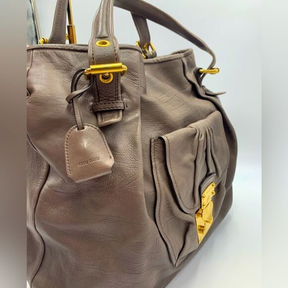 Authentic Very Large Vitello Lux Miu Miu 2way Satchel. Excellent preloved bag. - Picture 8 of 14